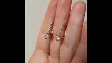 Серьги с английским замком