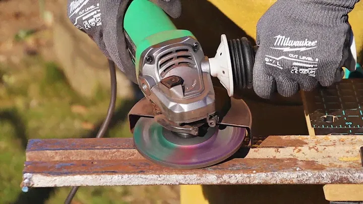 Powerful Hitachi G13SW 1200W angle grinder | work demo
